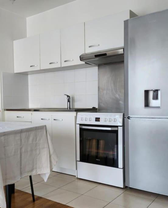 Appartement 2 Pieces 5Min Gare Val D'Europe Parking Inclus Montévrain Exteriér fotografie